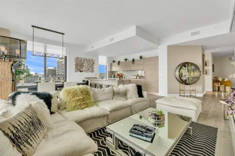 1300 S Miami Ave Ph5110, Miami FL - photo 6 of 54