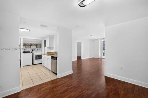 1250 S Miami Ave 2004, Miami FL - photo 17 of 59