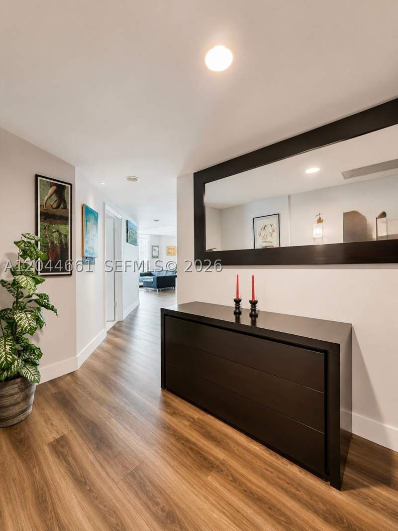 2 bedroom Condominium at 55 SE 6th St 2802, 500 Brickell West Condo, Miami — photo 2