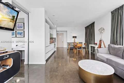 220 21st St 401, Miami Beach FL - photo 16 of 38