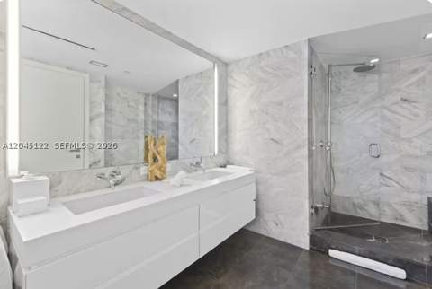 220 21st St 401, Miami Beach FL - photo 22 of 38
