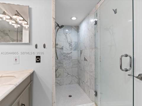 400 S Pointe Dr 1102, Miami Beach FL - photo 22 of 34