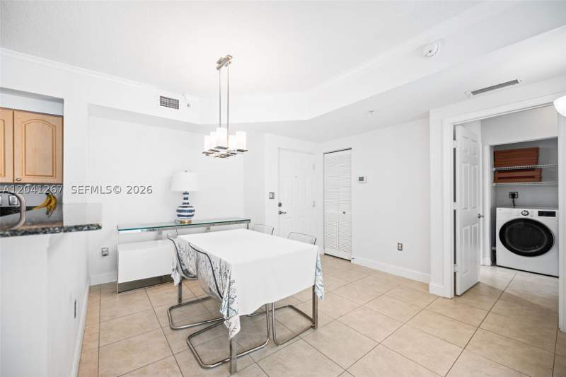 2 bedroom Condominium at 6861 SW 44th St 202, Gables Court Condo, Miami — photo 4