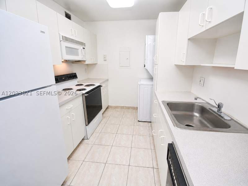 2 bedroom Condominium at 7935 SW 86th St 823, Kings Creek West Condo Bl, Miami — photo 2