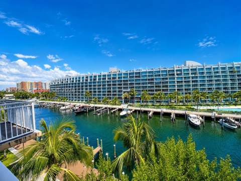 3001 NE 185th St 515, Aventura FL - photo 14 of 26
