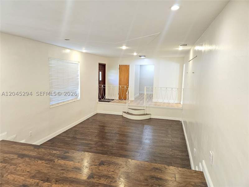 4 bedroom SingleFamilyResidence at 10521 SW 125th St, Jeff Estates, Miami — photo 3