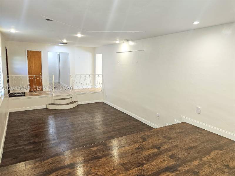 4 bedroom SingleFamilyResidence at 10521 SW 125th St, Jeff Estates, Miami — photo 4