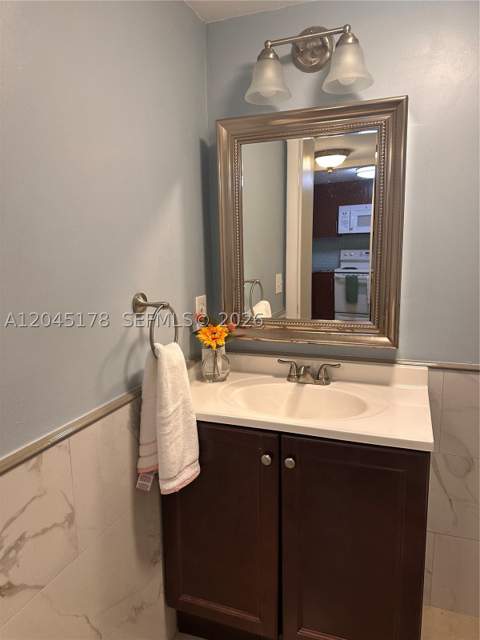 10845 SW 112th Ave 211, Miami FL - photo 9 of 17