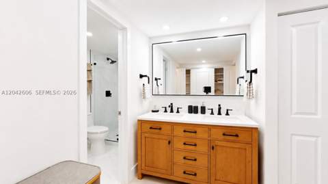 177 Ocean Lane Dr 213, Key Biscayne FL - photo 11 of 22