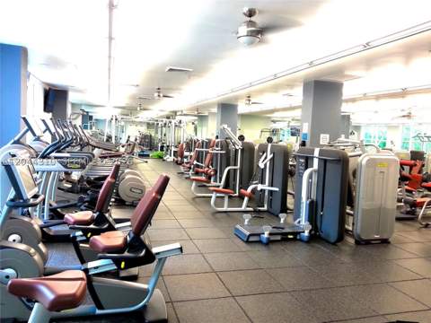 2000 N Bayshore Dr 516, Miami FL - photo 17 of 47