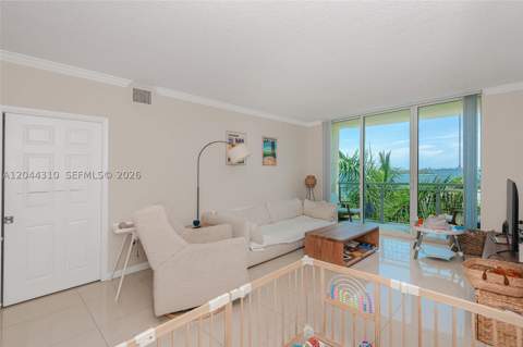 2000 N Bayshore Dr 516, Miami FL - photo 6 of 47