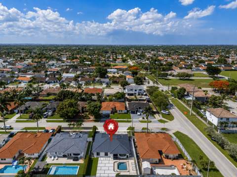 14712 SW 176th Ter, Miami FL - photo 7 of 41