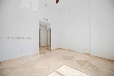 1050 Brickell Ave 3314, Miami FL - photo 17 of 34
