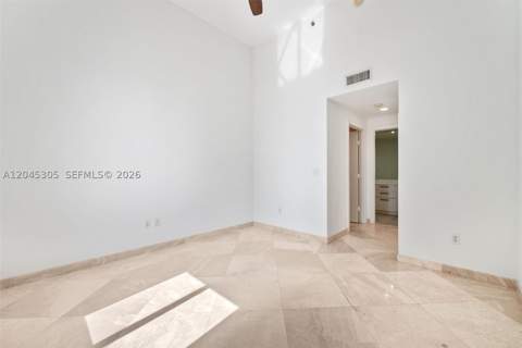 1050 Brickell Ave 3314, Miami FL - photo 18 of 34