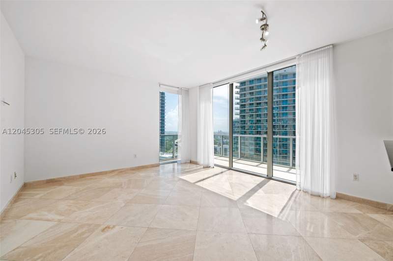 2 bedroom Condominium at 1050 Brickell Ave 3314, 1060 Brickell Condo, Miami — photo 4