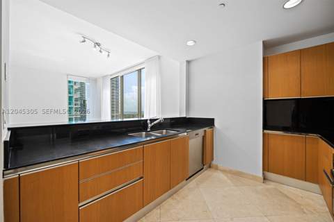 1050 Brickell Ave 3314, Miami FL - photo 7 of 34