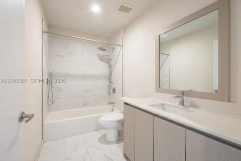 2535 NE 193rd St 3104, Miami FL - photo 12 of 27