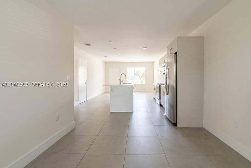 3 bedroom Condominium at 2535 NE 193rd St 3104, Riverwood, Miami — photo 4