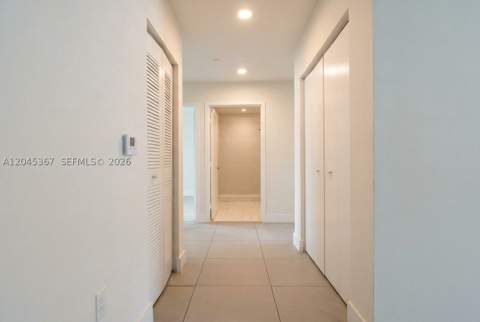2535 NE 193rd St 3104, Miami FL - photo 7 of 27