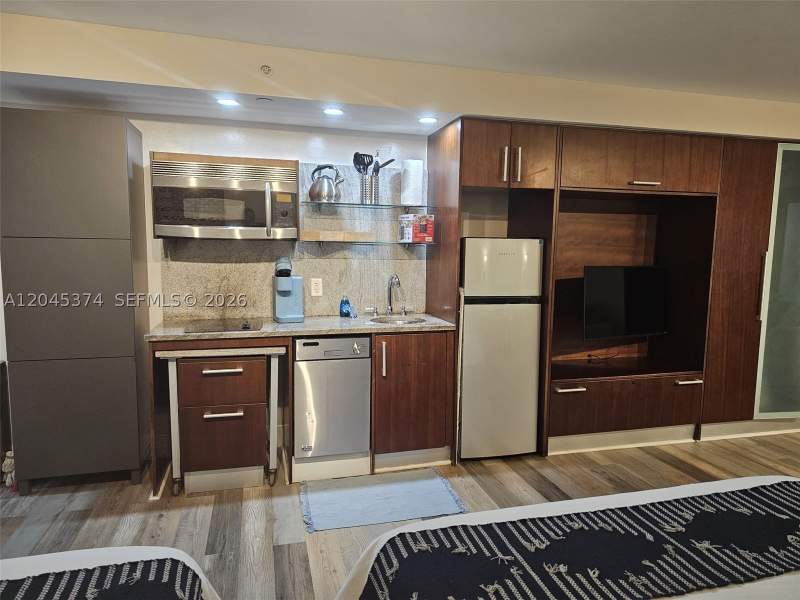 0 bedroom HotelMotel at 1024 Ocean Dr A305, The Strand On Ocean Drive, Miami Beach — photo 5