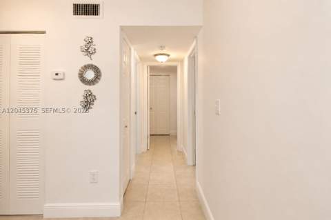 7090 NW 179th St 108, Hialeah FL - photo 7 of 17