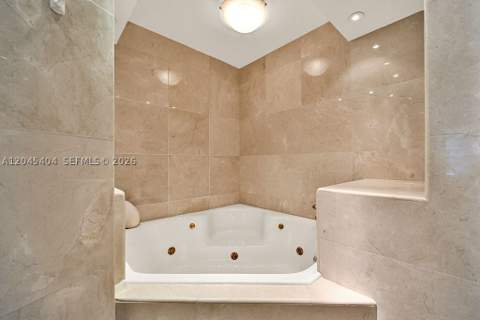 5225 Collins Ave 1117, Miami Beach FL - photo 14 of 35