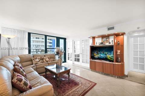 5225 Collins Ave 1117, Miami Beach FL - photo 24 of 35