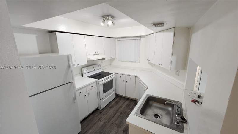 1 bedroom Condominium at 8305 SW 152nd Ave A-404, Verabella Falls Condo, Miami — photo 4