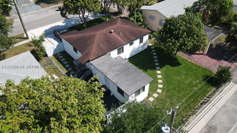 3 bedroom SingleFamilyResidence at 150 NE 169th Ter, Judy Manors 1st Addn, North Miami Beach — photo 4