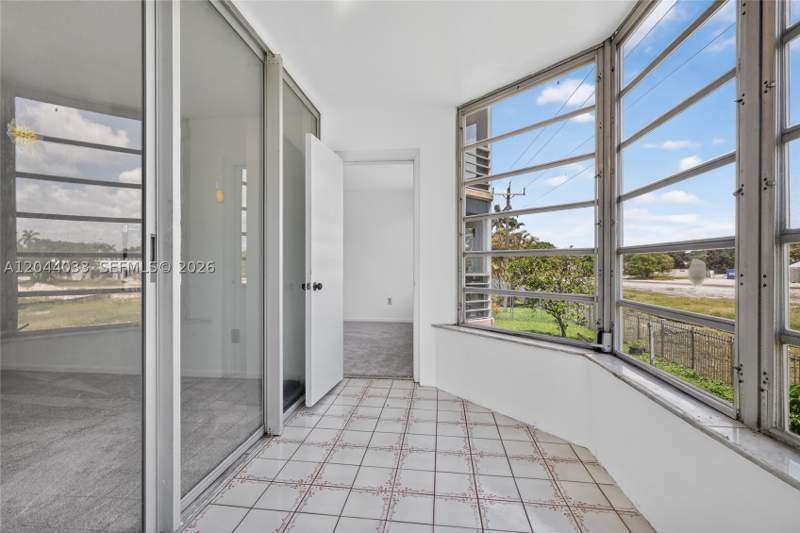 1 bedroom Condominium at 1501 NE 191st St C203, Rolling Green Condo C, Miami — photo 4