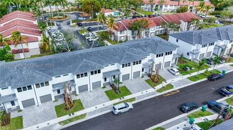 5125 SW 37th St, Pembroke Park FL - photo 10 of 20