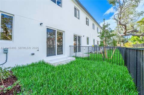 5125 SW 37th St, Pembroke Park FL - photo 11 of 20