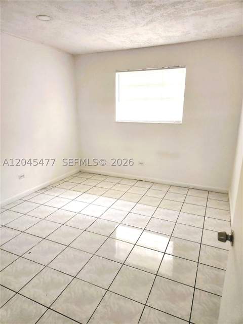 9760 SW 184th St 12D, Cutler Bay FL - photo 11 of 22