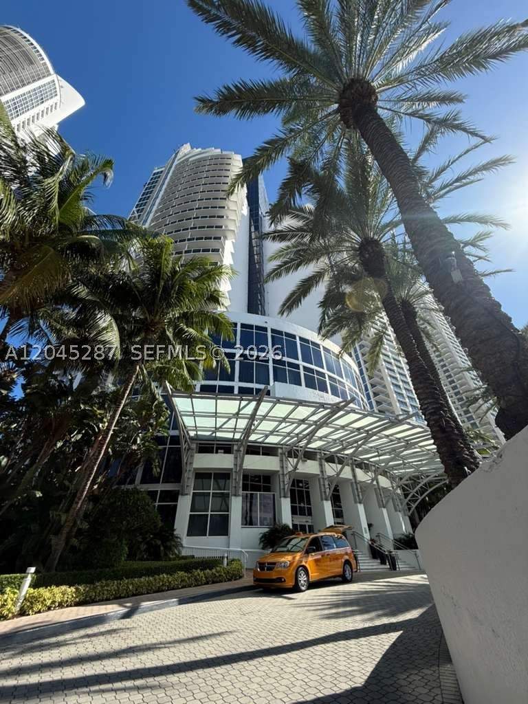 0 bedroom Condominium at 18001 Collins Ave 1006, Trump International Sones, Sunny Isles Beach — photo 4