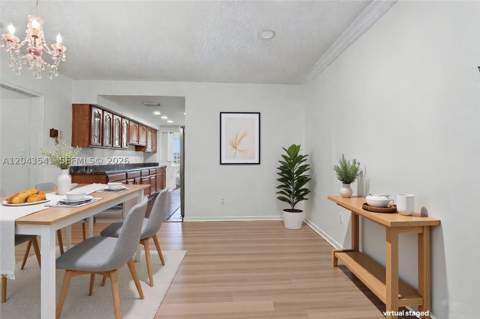 9720 Palmetto Club Ln W, Miami FL - photo 10 of 29