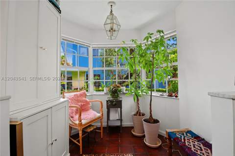 9720 Palmetto Club Ln W, Miami FL - photo 9 of 29