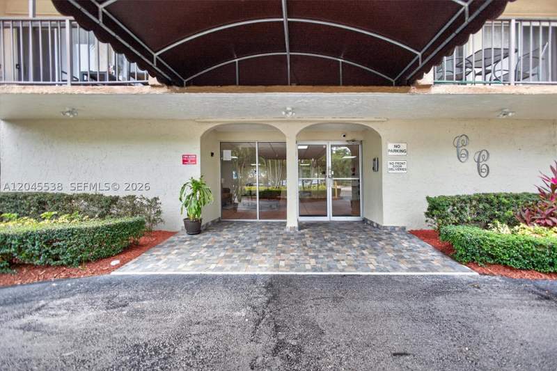 1 bedroom Condominium at 14250 SW 62nd St 312, Cypress Club Of Kendale C, Miami — photo 2