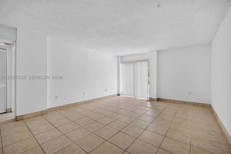 1 bedroom Condominium at 14250 SW 62nd St 312, Cypress Club Of Kendale C, Miami — photo 3