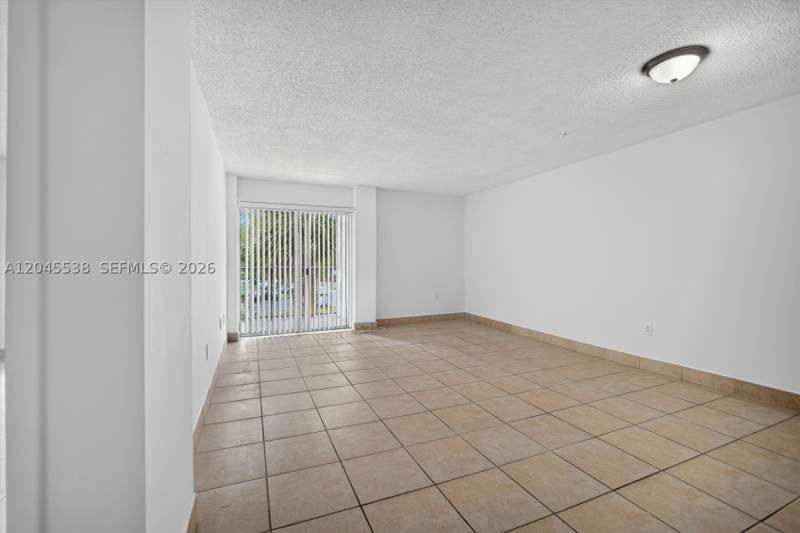 1 bedroom Condominium at 14250 SW 62nd St 312, Cypress Club Of Kendale C, Miami — photo 4