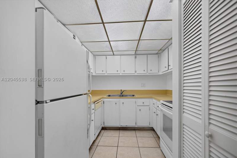 1 bedroom Condominium at 14250 SW 62nd St 312, Cypress Club Of Kendale C, Miami — photo 5