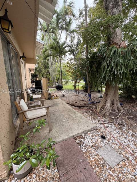 8925 NE 4 Avenue Rd 8925, Miami Shores FL - photo 11 of 20