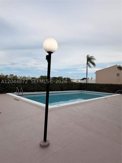 8925 NE 4 Avenue Rd 8925, Miami Shores FL - photo 19 of 20