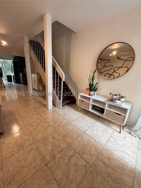 8925 NE 4 Avenue Rd 8925, Miami Shores FL - photo 8 of 20