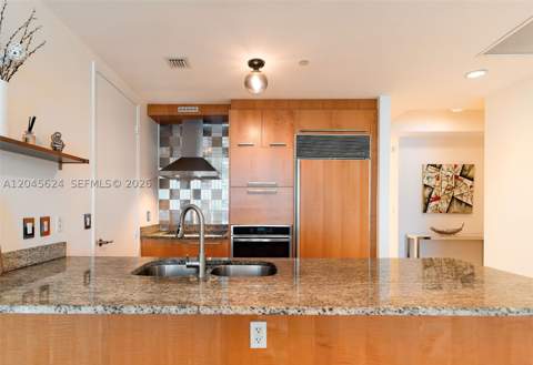 15901 Collins Ave 2502, Sunny Isles Beach FL - photo 8 of 38