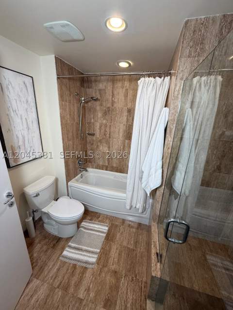 300 S Biscayne Blvd T-2806, Miami FL - photo 14 of 19
