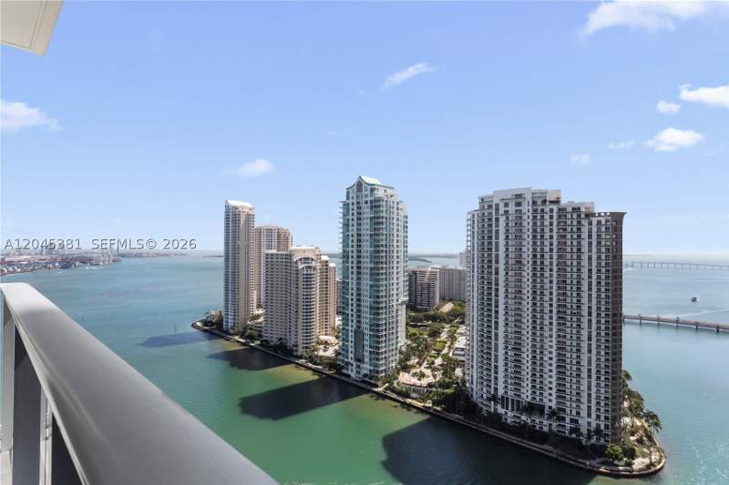 2 bedroom Condominium at 300 S Biscayne Blvd T-2806, Met 1 Condo, Miami — photo 3