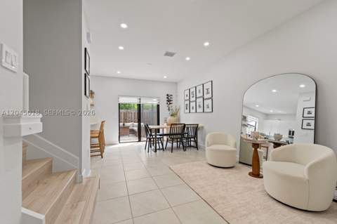 22961 SW 99th Ave, Cutler Bay FL - photo 10 of 46