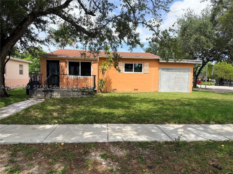 3 bedroom SingleFamilyResidence at 13105 NW 12th Ave, Biscayne Village Heights, North Miami — photo 2