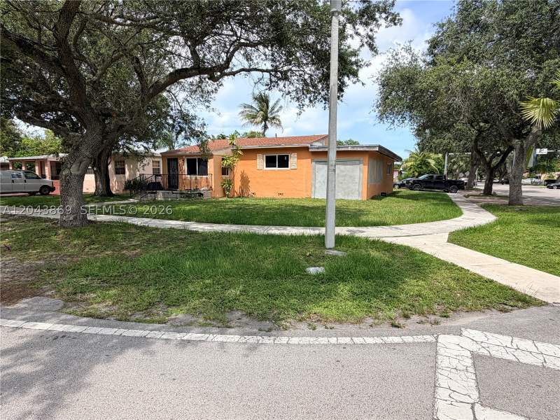 3 bedroom SingleFamilyResidence at 13105 NW 12th Ave, Biscayne Village Heights, North Miami — photo 5