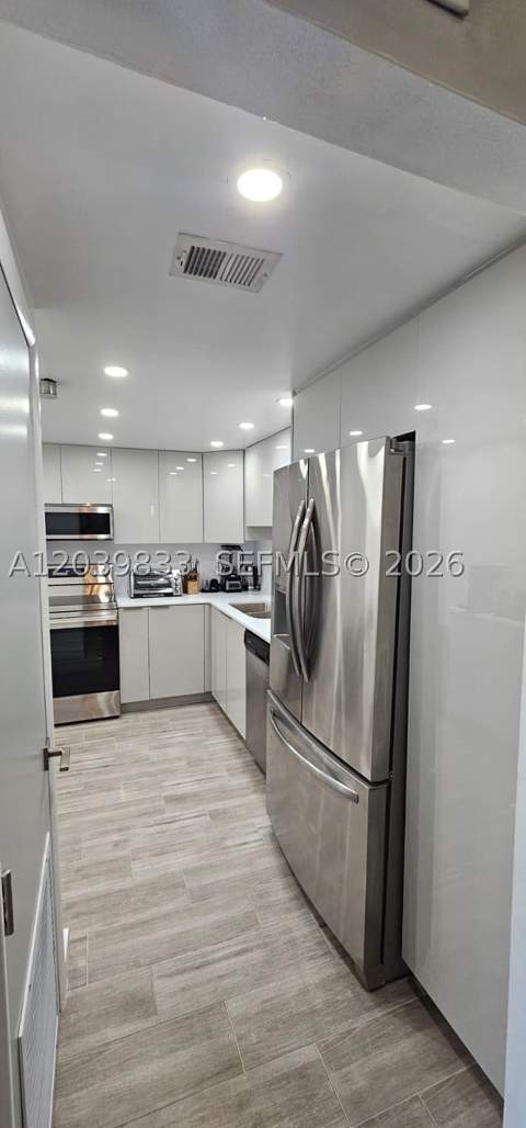 17600 N Bay Rd N906, Sunny Isles Beach FL - photo 24 of 30
